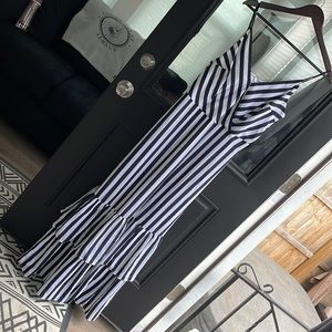 BNWT banana republic max dress white and navy strips with faux wrap front sz 14